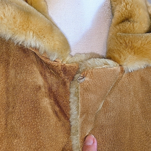 Tan Suede Leather w Faux Fur Lined Long Coat by RC Comstock Expedition - Picture 4 of 11
